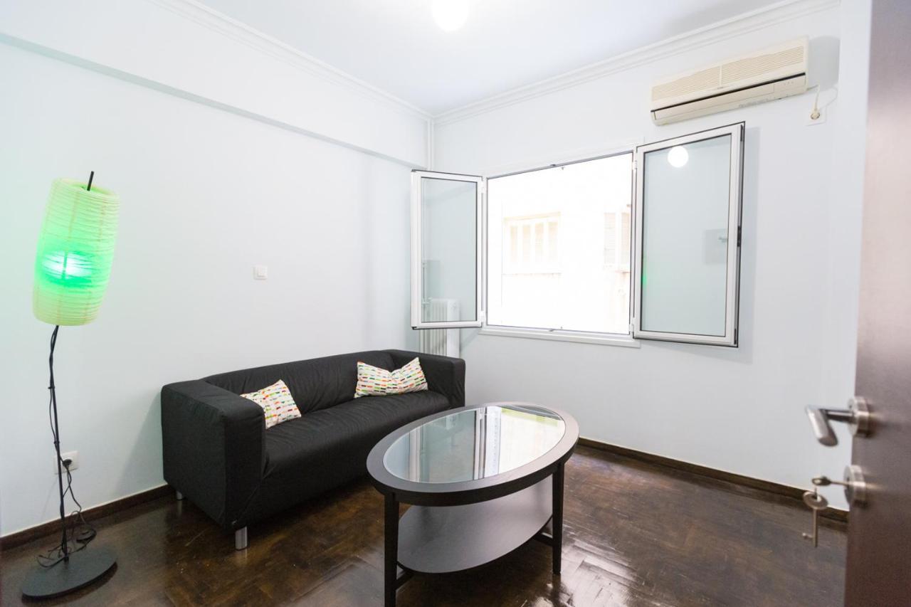 Apartment At Metaxourgio 1 Bed 2 Pers เอเธนส์ ภายนอก รูปภาพ